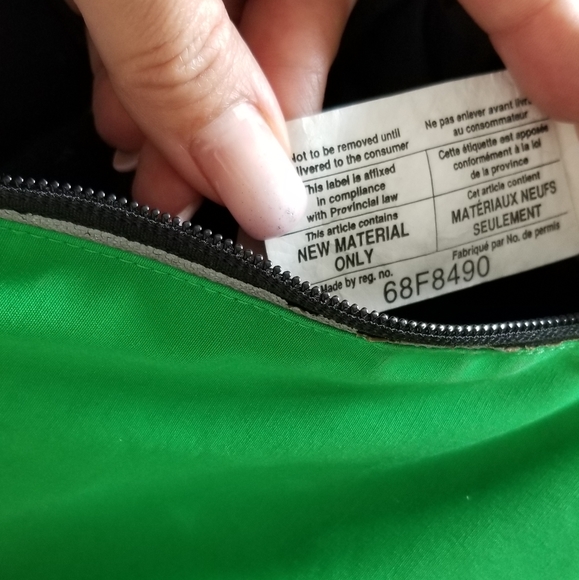 Canada Goose Lamb Snowsuit in Green - Picture 5 of 8